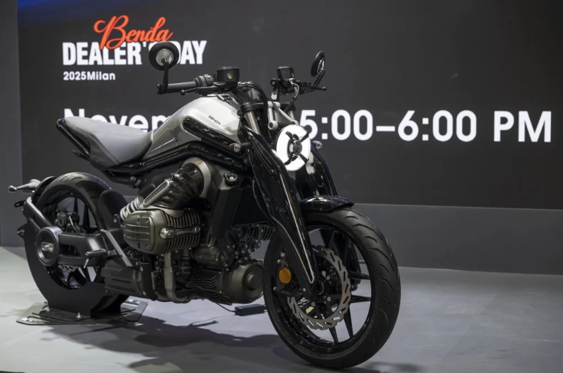 Benda P51 với thiết kế khí động học lấy cảm hứng chiến đấu cơ