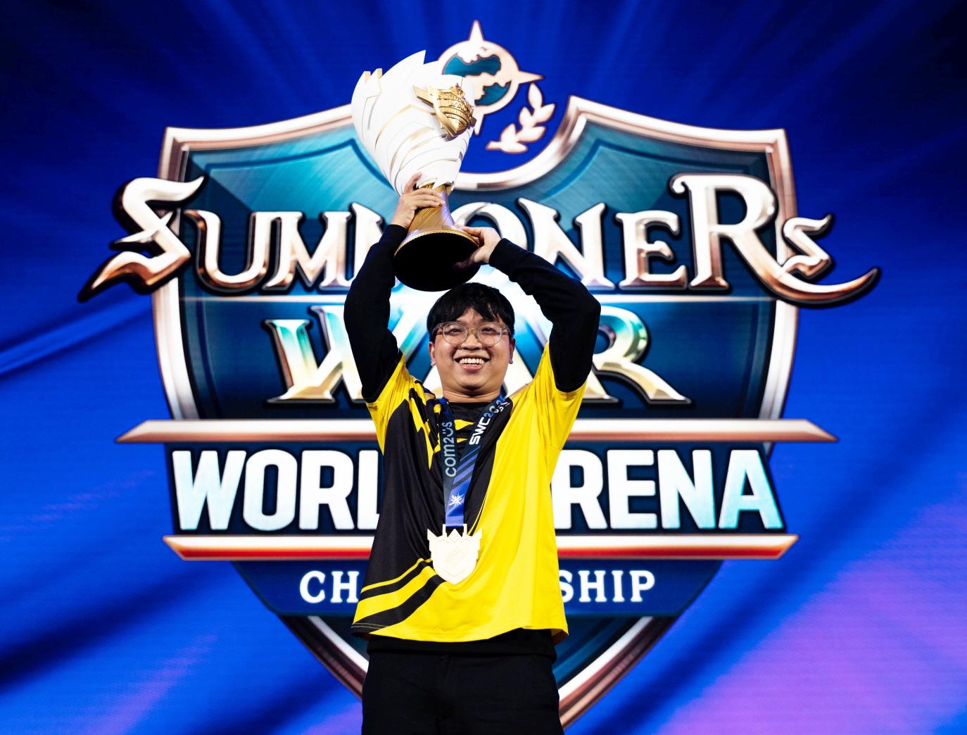 PU tại chung kết thế giới Summoners War